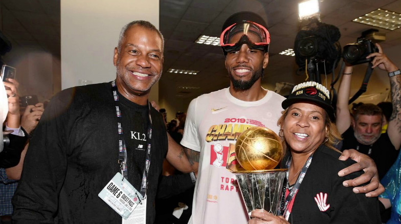 博洛尼亚vs克雷莫内塞：奥尔索利尼、胡安-米兰达首发，瓦尔迪、奥代罗出战（博洛尼亚对阵克雷莫内塞：奥尔索利尼、胡安-米兰达首发，瓦尔迪与奥代罗登场）